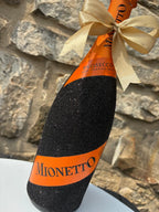 Mionetto brut zdobený v černých třpytkách