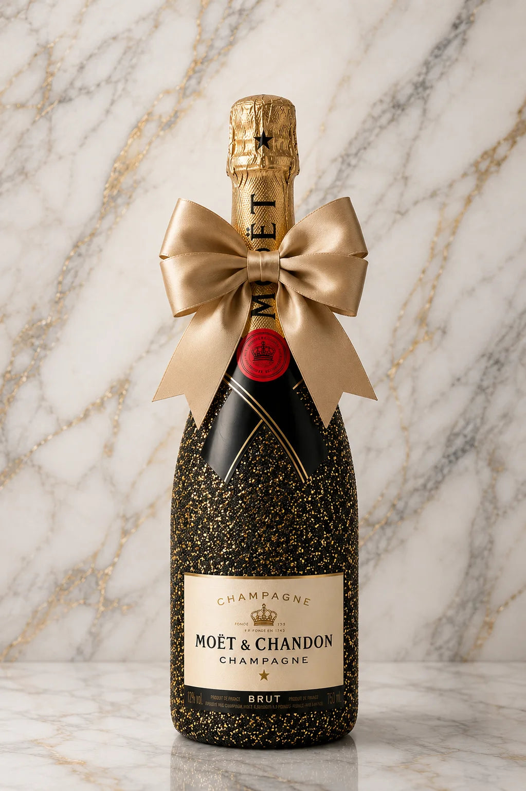 Moët & Chandon Brut – Černo-zlatá dárková zdobená lahev | DressBottle