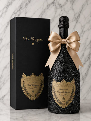 Dom Pérignon 2017 – Černá zdobená lahev v dárkové krabičce