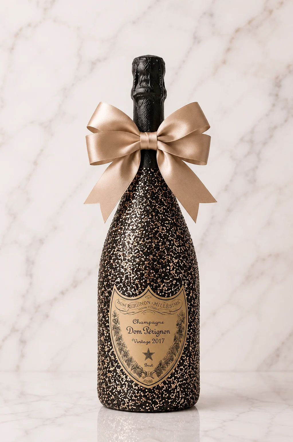 Dom Pérignon Vintage 2017 – Černo-zlatá třpytivá zdobená lahev