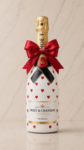 Moët & Chandon Brut – Dárková zdobená lahev srdíčky | DressBottle