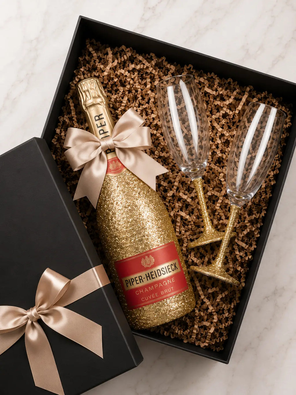 Dárková sada Piper-Heidsieck – Třpytivá lahev + skleničky | DressBottle