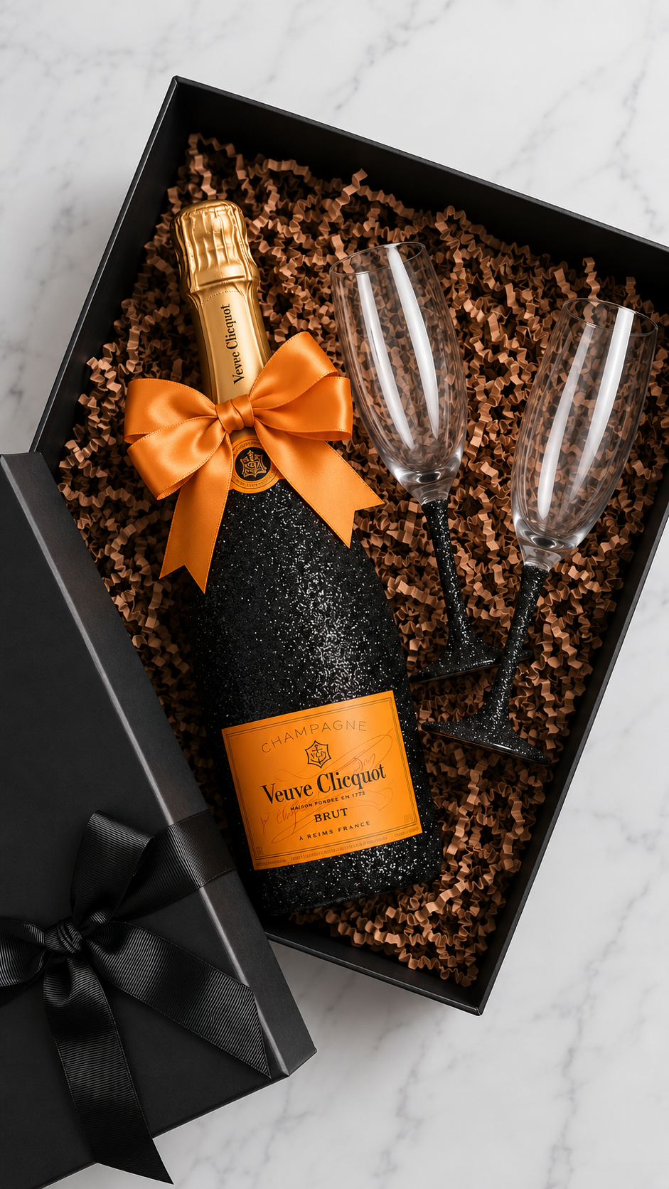 Dárková sada Veuve Clicquot – Třpytivá lahev + skleničky dle výběru