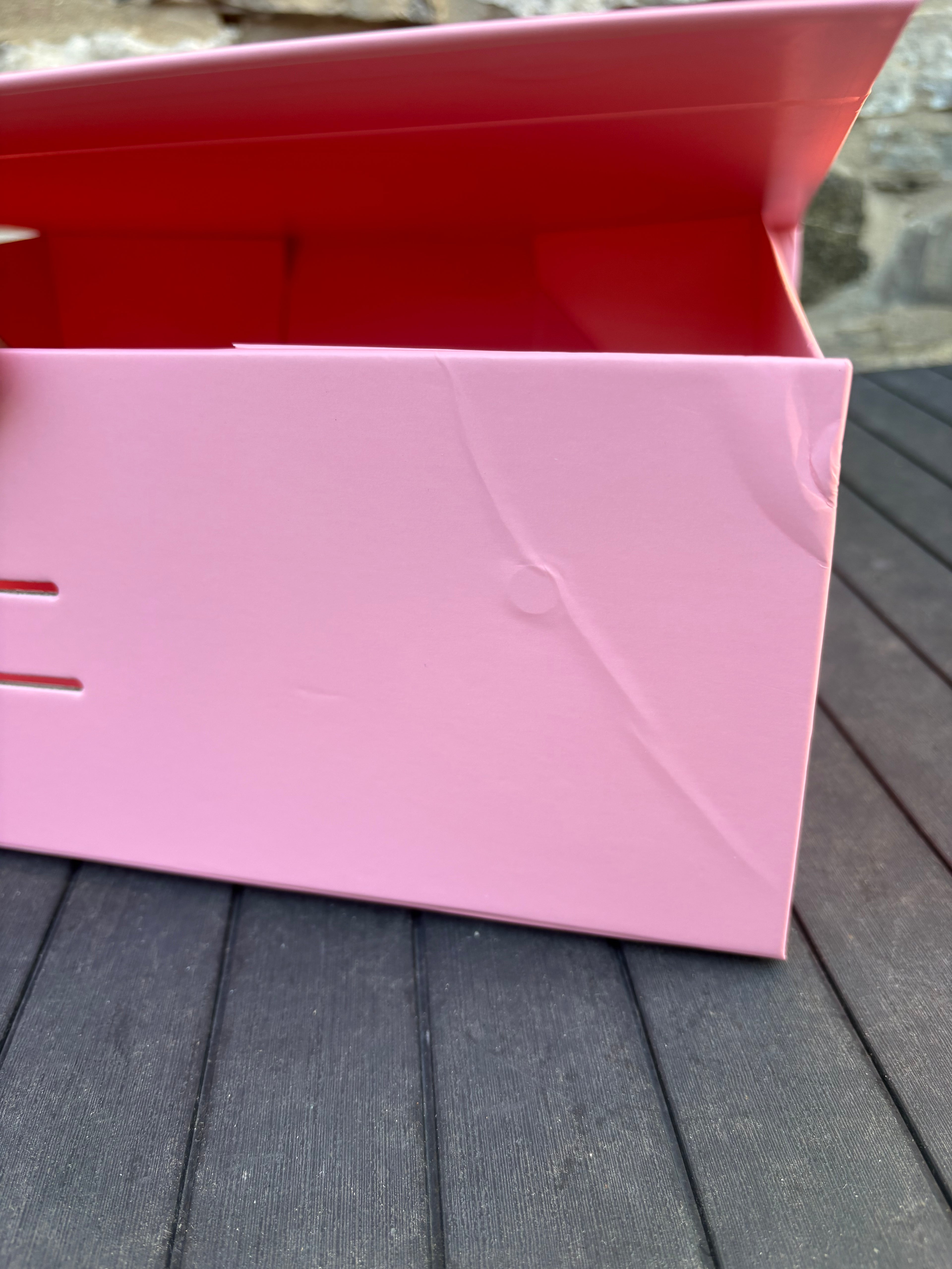 Magnetická dárková krabice růžová s vlastním textem ♻️ 2. jakost ♻️