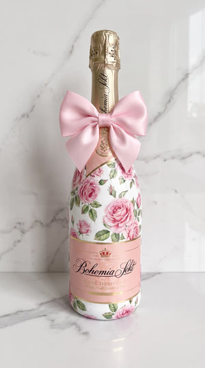Bohemia Sekt Rosé Demi Sec – Dárková zdobená lahev s motivem růží