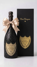 Dom Pérignon 2017 – Černá zdobená lahev v dárkové krabičce
