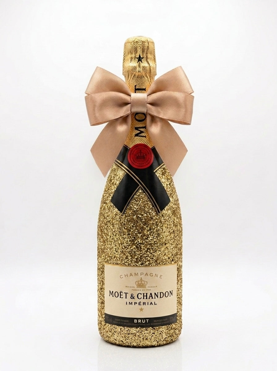 Moet chandon brut ve zlatych trpytkach