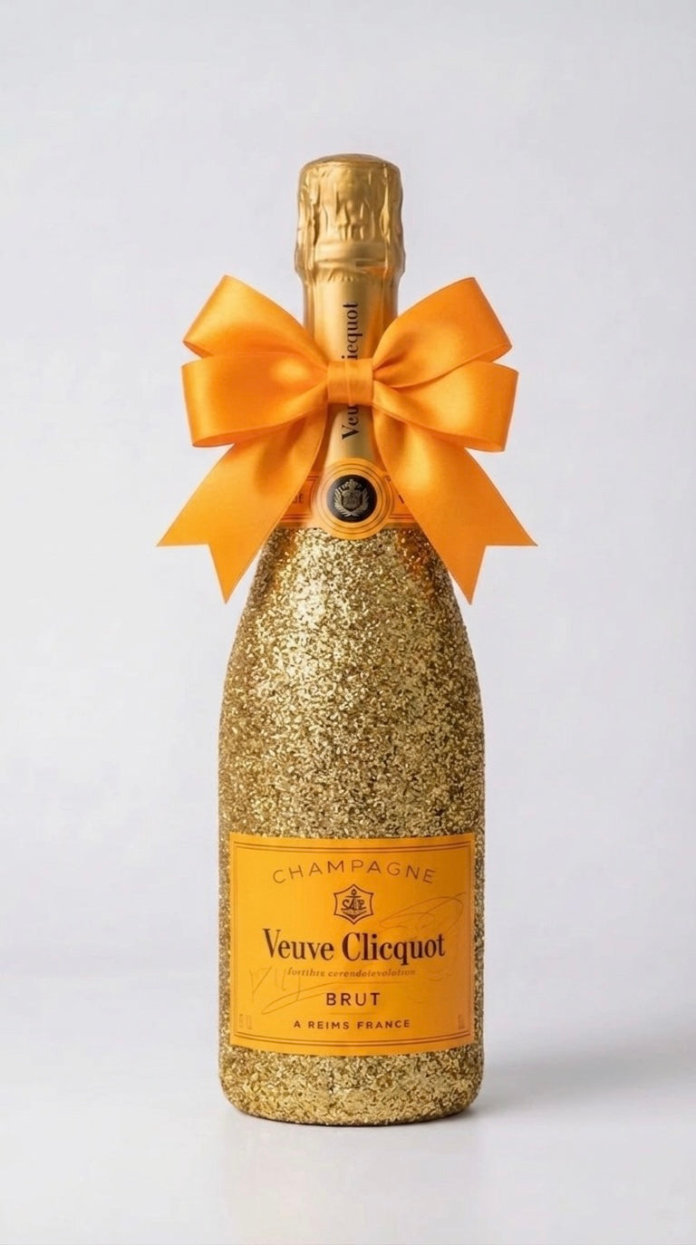 Veuve Clicquot Brut – Zlatá třpytivá zdobená lahev šampaňského | DressBottle

