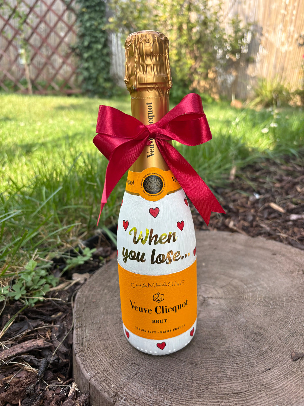 Personalizovany Veuve Clicquot 0,375 se srdicky.